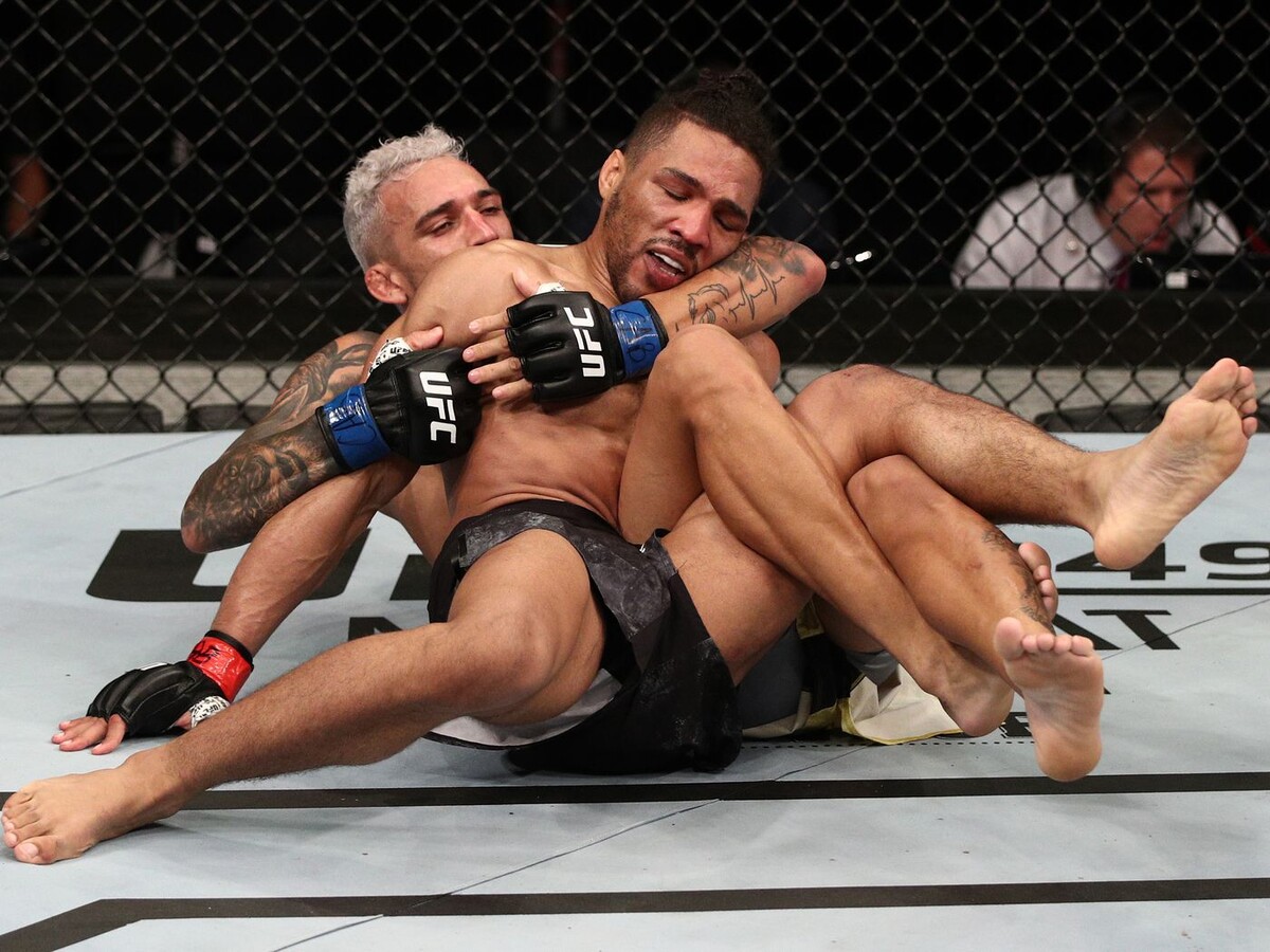     Чарльз Оливейра и Кевин Ли