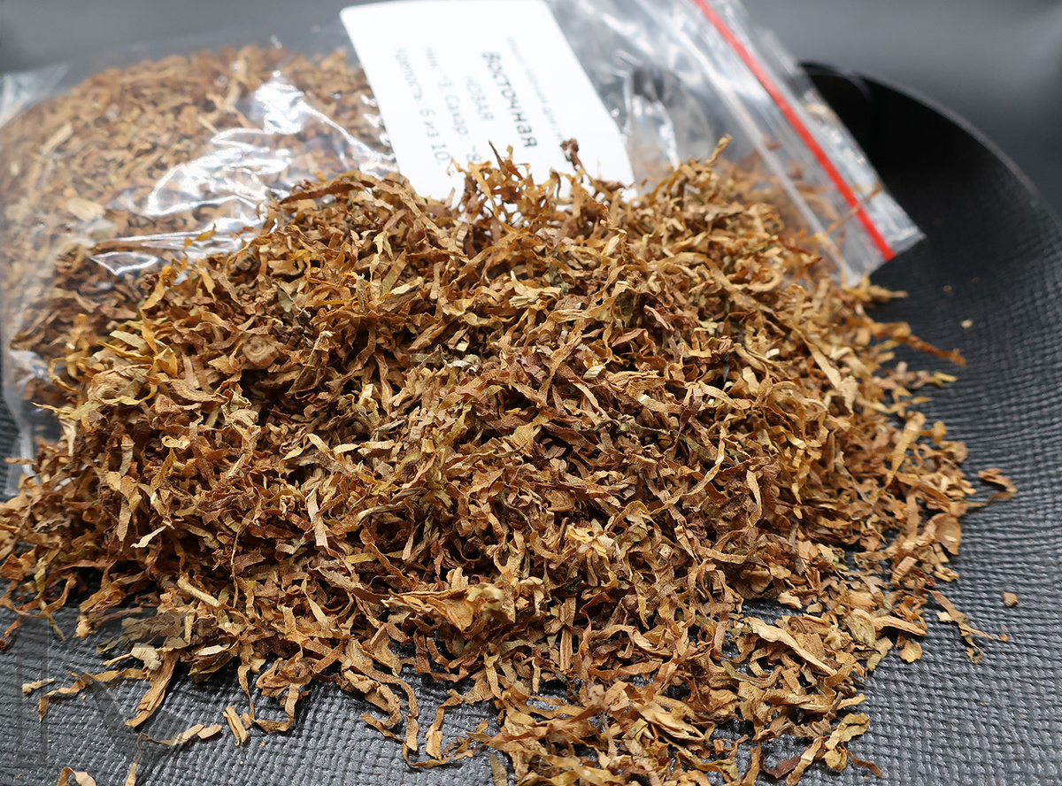 Развесной табак от от PiterTabak - мешка "Восточная". Фото:©канал "Уголок Курильщика"