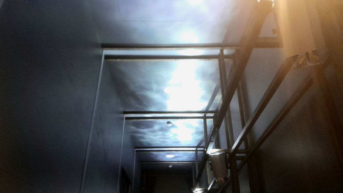 Как будто под водой