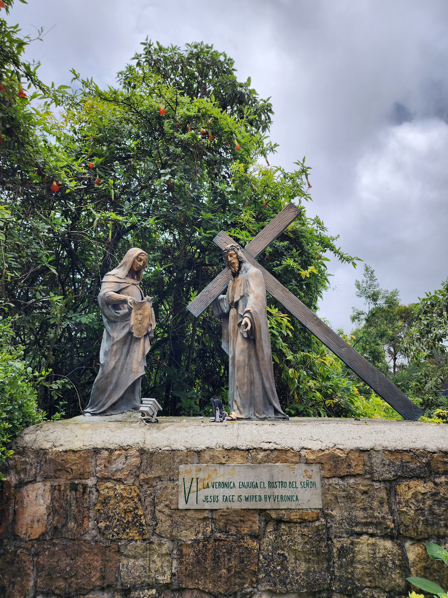 Монсеррат, Богота, Большой тур по Колумбии