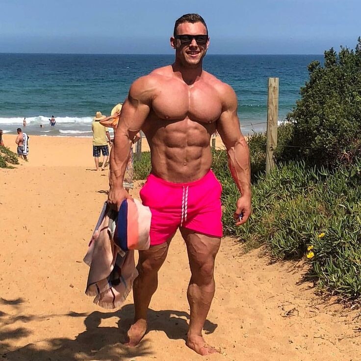 Этот может натянуть