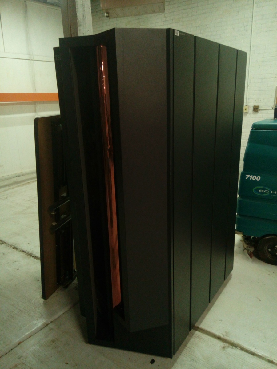 Big Iron, ценой в $300 000 (в оригинале)