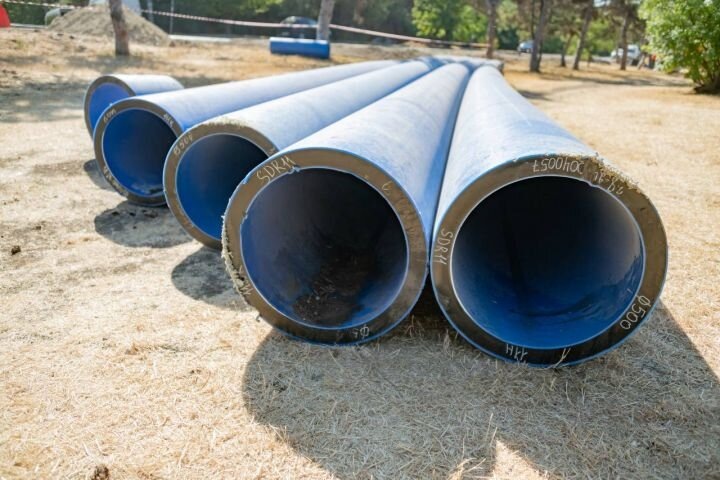 Трубы для реконструкции магистрального водовода в Севастополе. Источник: t.me/razvozhaev.