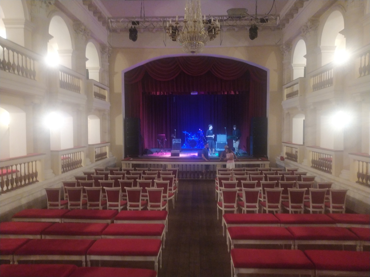 Театр в кинопарке "Москино"