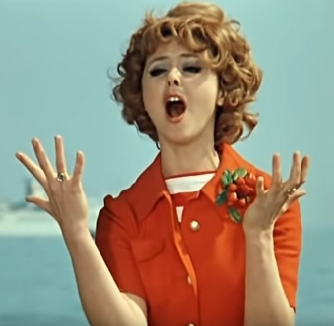 "Иван Васильевич меняет профессию" 1973 г. За кадром вместо Натальи Селезневой голос Нины Бродской