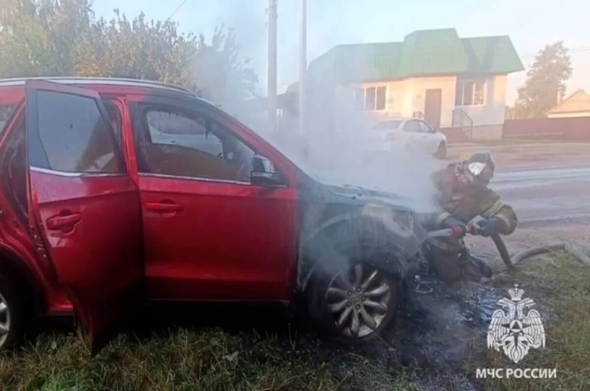    В Тульской области за сутки потушили автомобиль и дачу