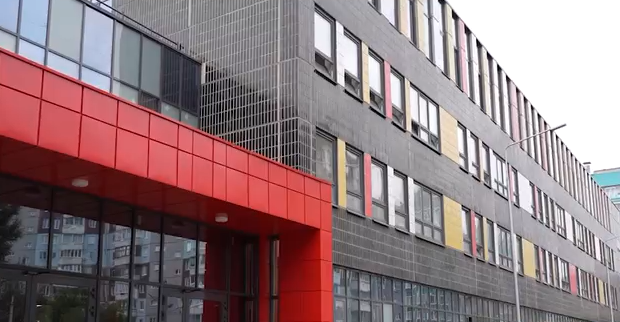     В Красноярске завершается строительство новой школы на улице Взлётной