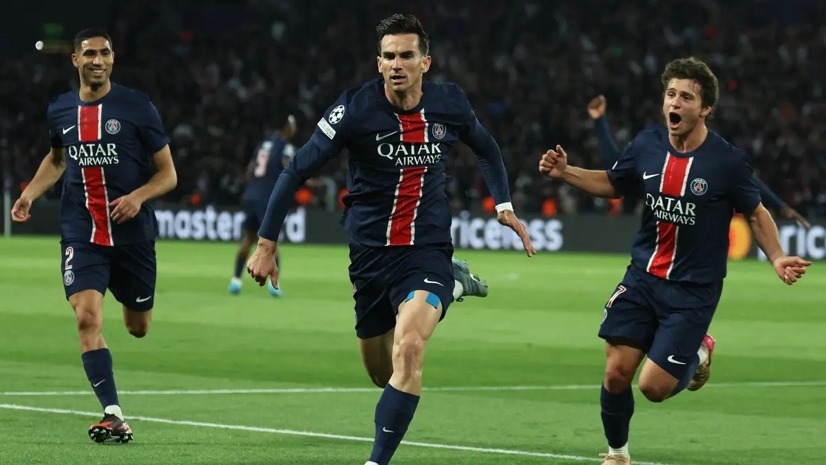 Ашраф Хакими, Фабиан Руис и Жоау Невеш (слева направо). Фото: THOMAS SAMSON/AFP via Getty Images