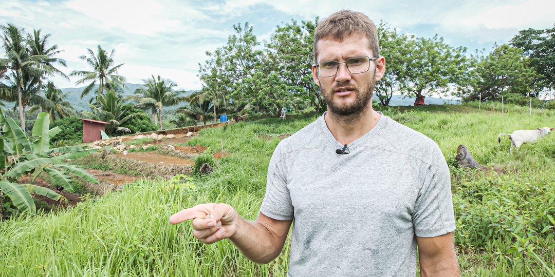 Почему мы постоянно оставляем батю одного и уезжаем с женой?