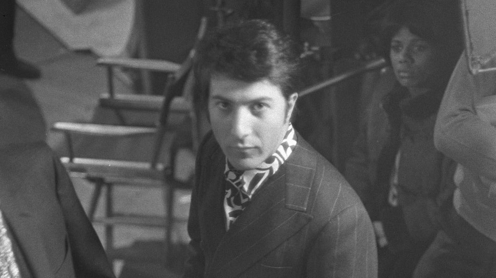 Еще в школе будущий актер начал проявлять интерес к театру, участвуя в школьных постановках. Однако из-за неудачной шутки во время спектакля по повести Чарльза Диккенса «Рождественская песнь» он был исключен из учебного заведения.📷Фото: Fotodom / Jim Bland / Penske Media / REX / Shutterstock