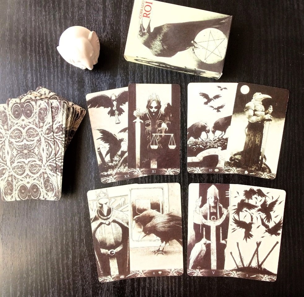 Ответ смотрим на колоде "Ворон смерти"