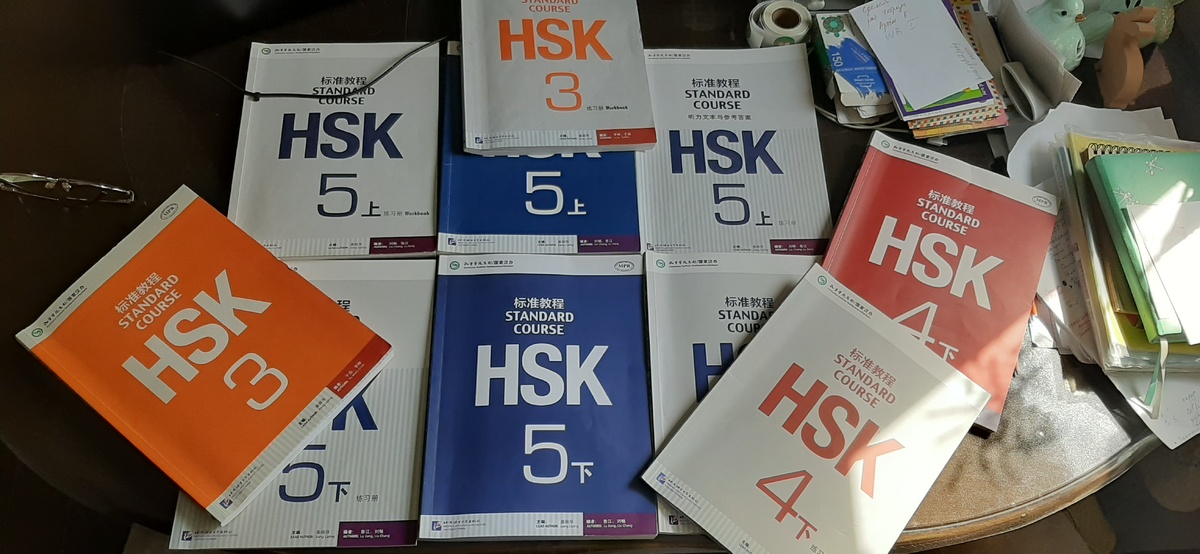 Кто бы еще за меня стол рабочий и квартиру убрал))) 