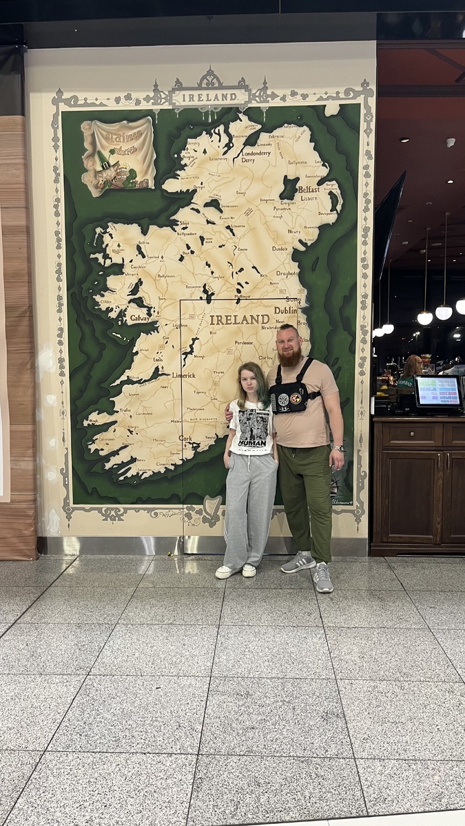 И по традиции фото возле ирландского паба в Шереметьево, как начало нашего путешествия