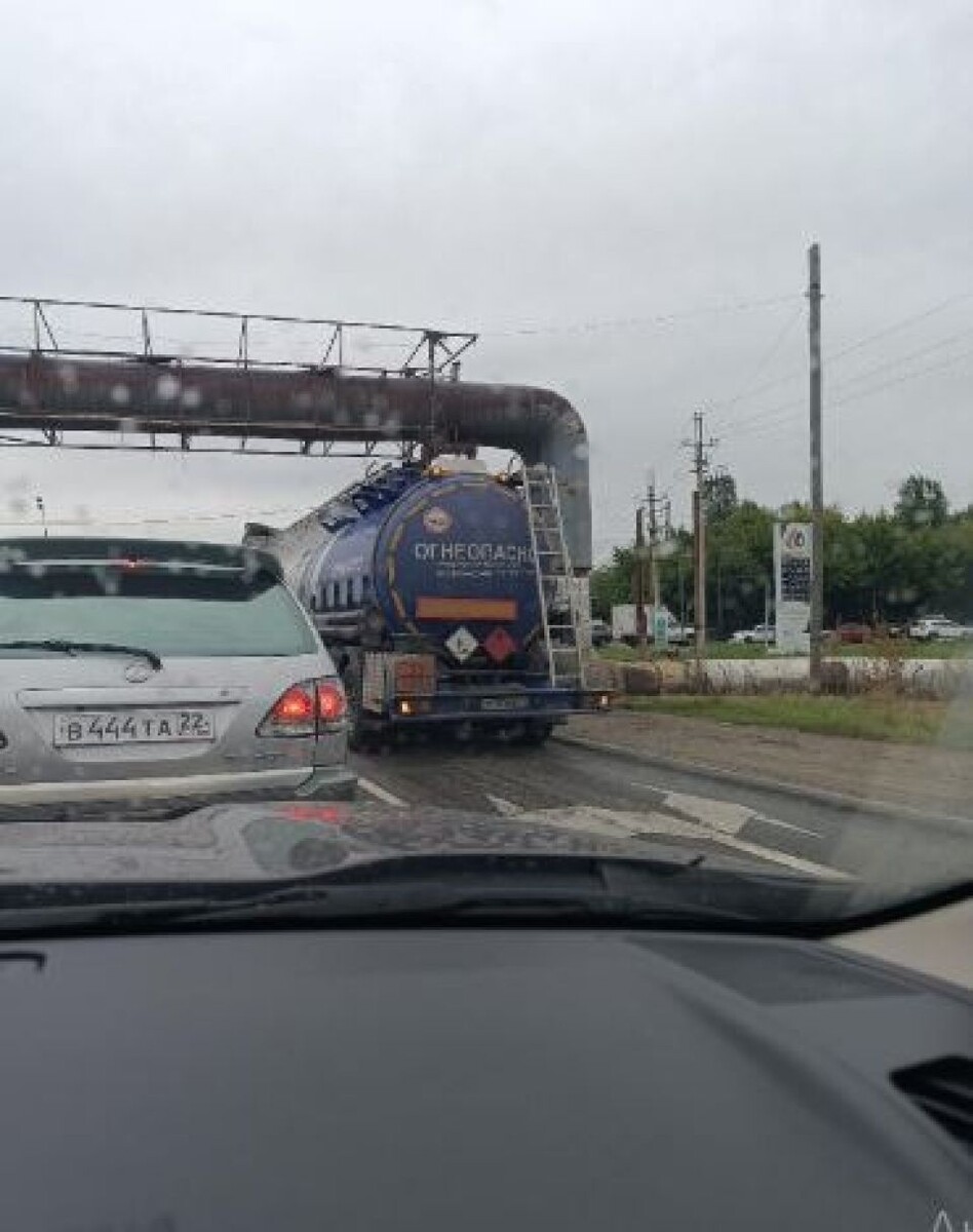    Пробка на шоссе Ленточный бор. Источник: 2ГИС