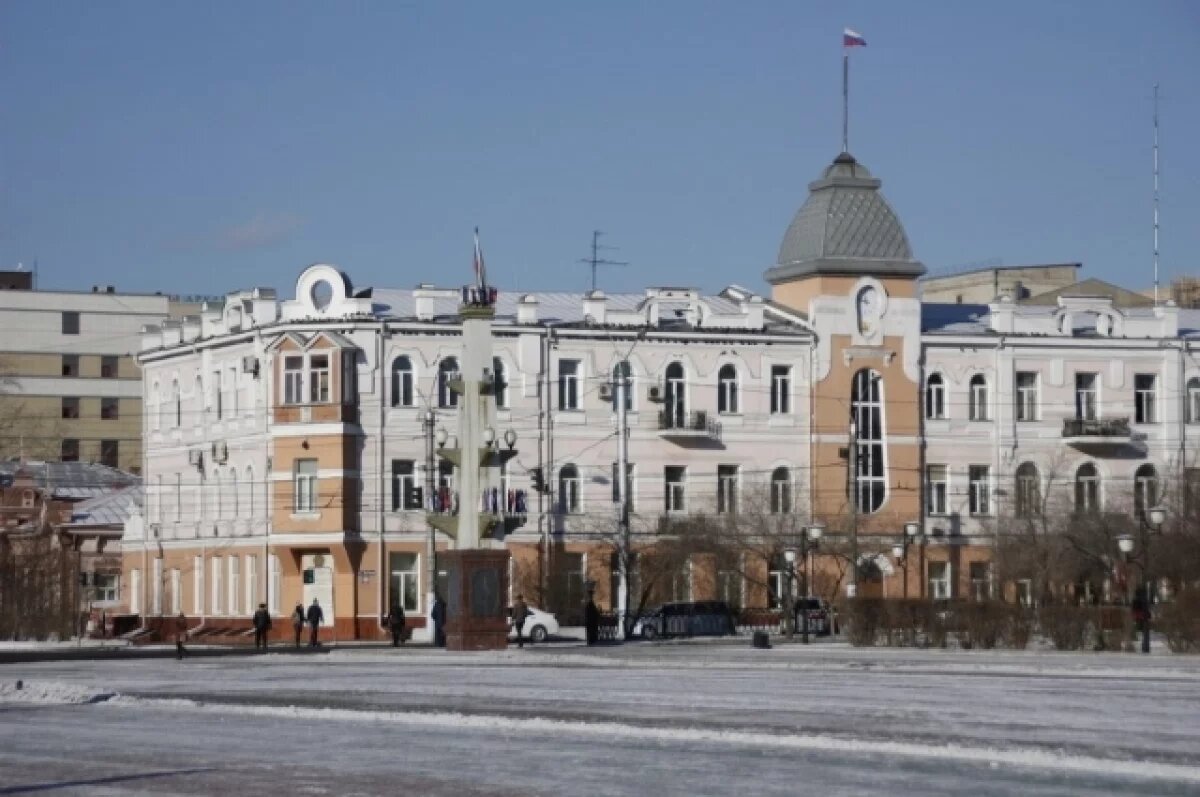    Читинцам запретили оставлять авто возле площади Ленина в начале сентября