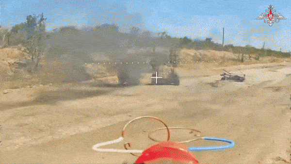    Наши операторы дронов уничтожают противника//Видео с официального ТГ-канала Минобороны