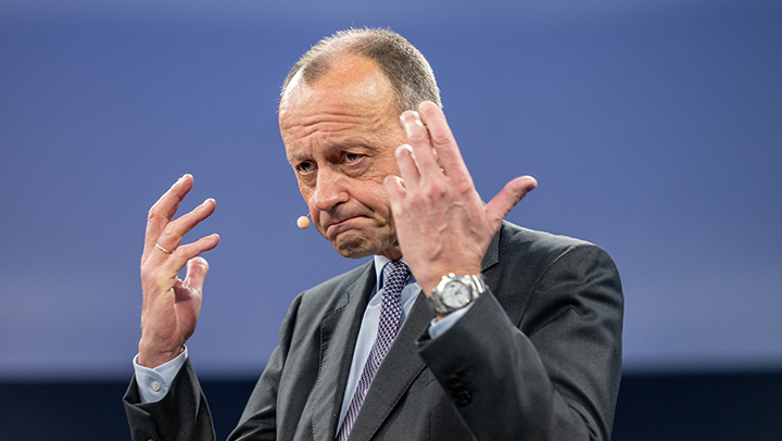    В Германии рекордно рухнул рейтинг правительства Фридриха Мерца