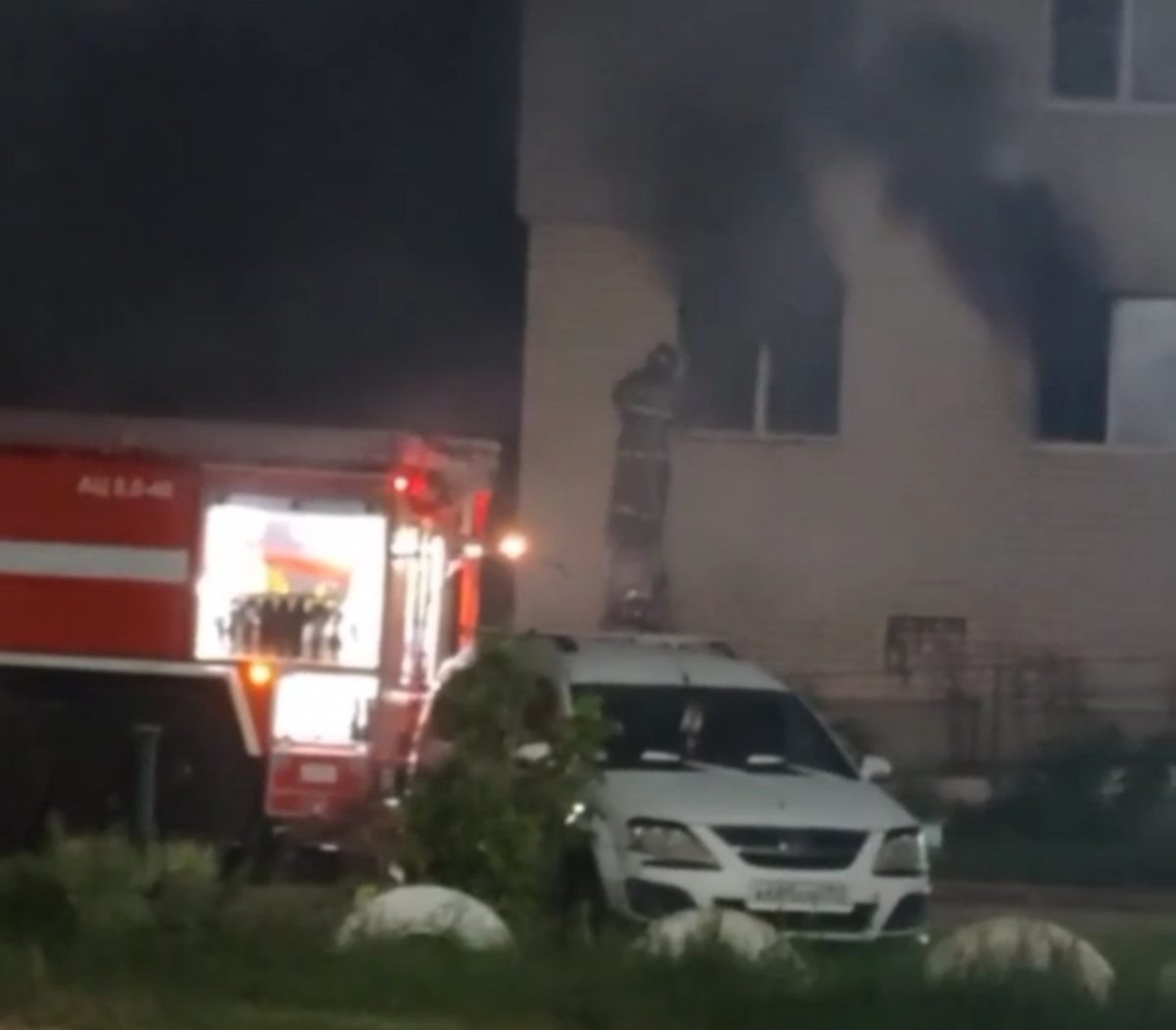    Причиной пожара мог стать аварийный режим работы электрооборудования