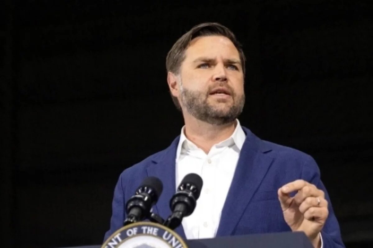    В США изменили уровень воды в реке во время сплава Вэнса с семьей