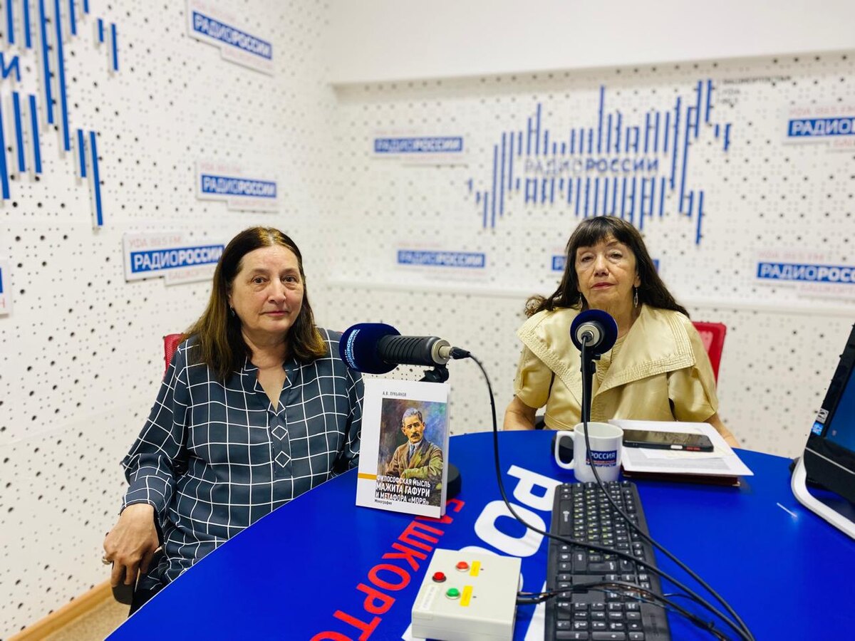    В "Переплете" расскажут, как сегодня читают и переводят Мажита Гафури