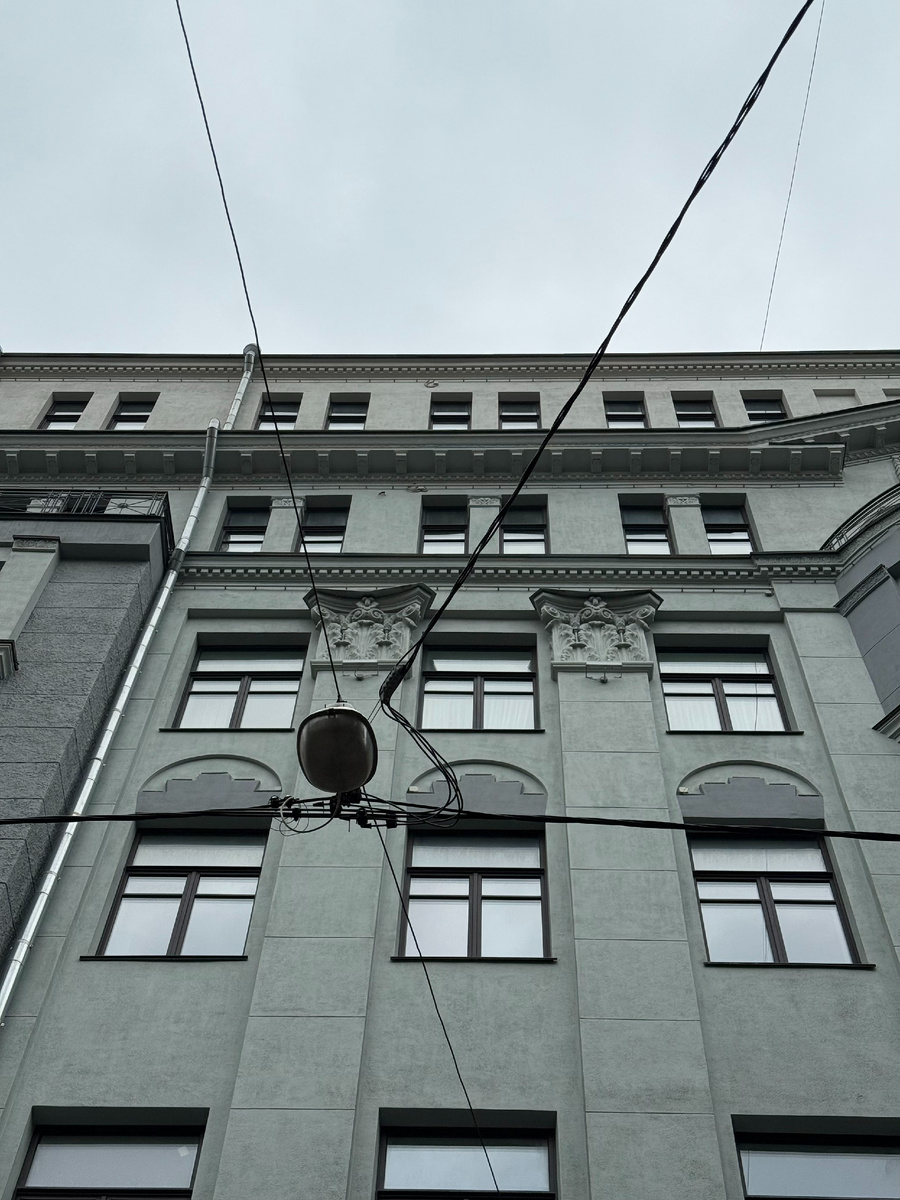 Фото автора канала. Хлебный переулок, 19. ЖК «Дом на Хлебном».