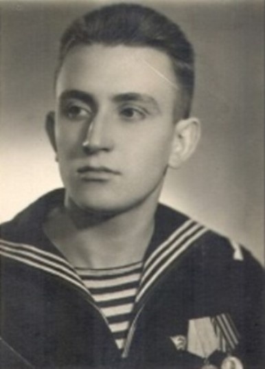 Игорь Бронин