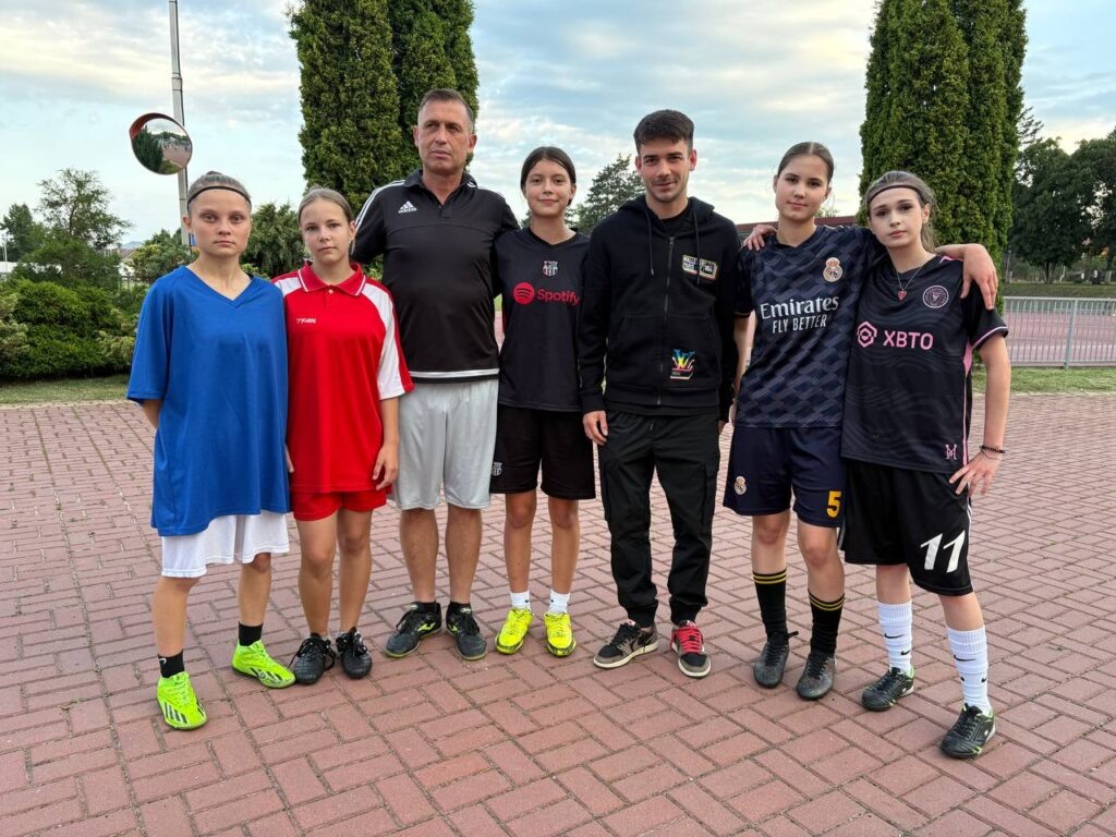 Несмотря на трудности, детский футбол добивается успехов на краевом и федеральном уровне. 