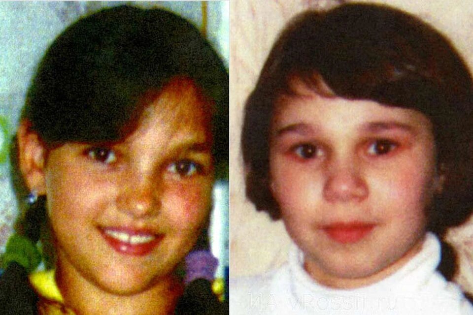 Наташа Железнякова слева и Аня Романцева справа. Фото: архив семьи