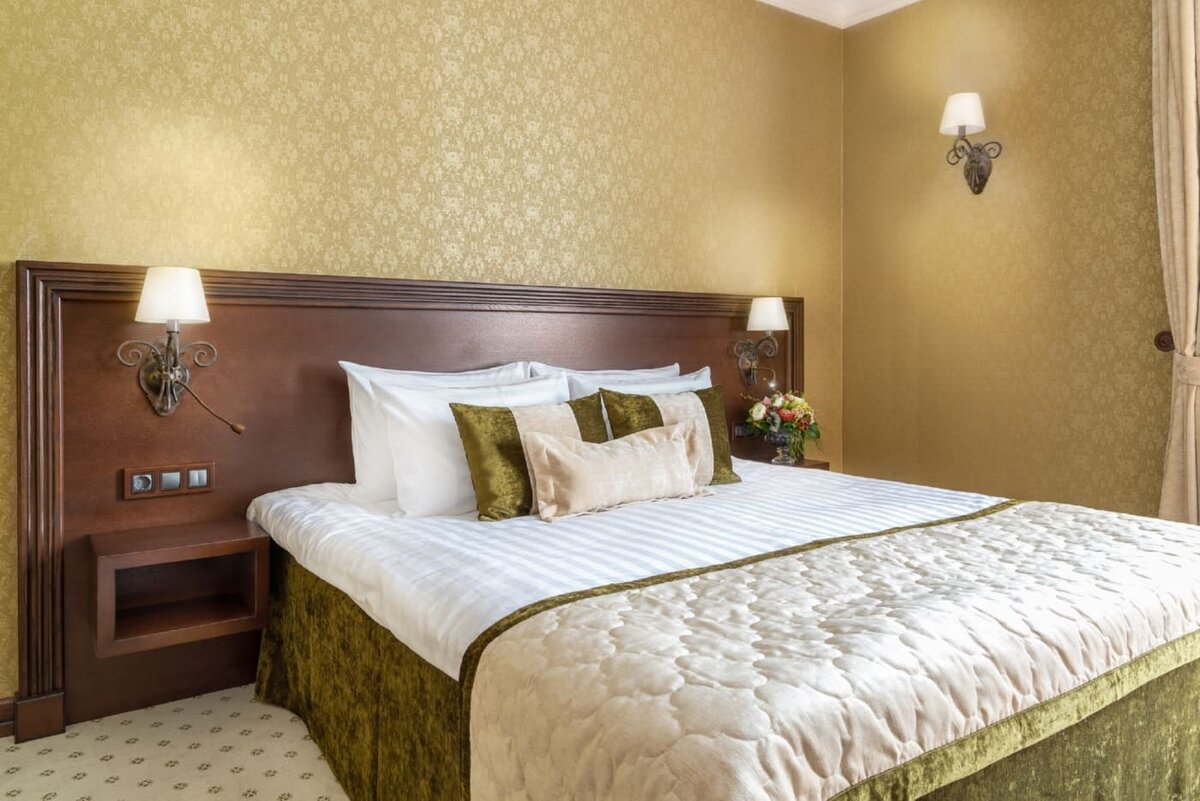 Примеры нашей работы: семейный эко-отель в историческом центре Санкт-Петербурга, отель «Garden Street».