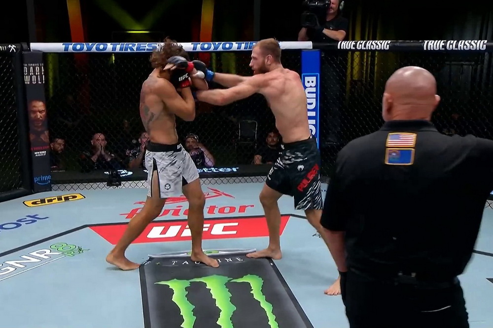 Ник Клейн и Андрей Пуляев. Скриншот: видео t.me/ufceurasia