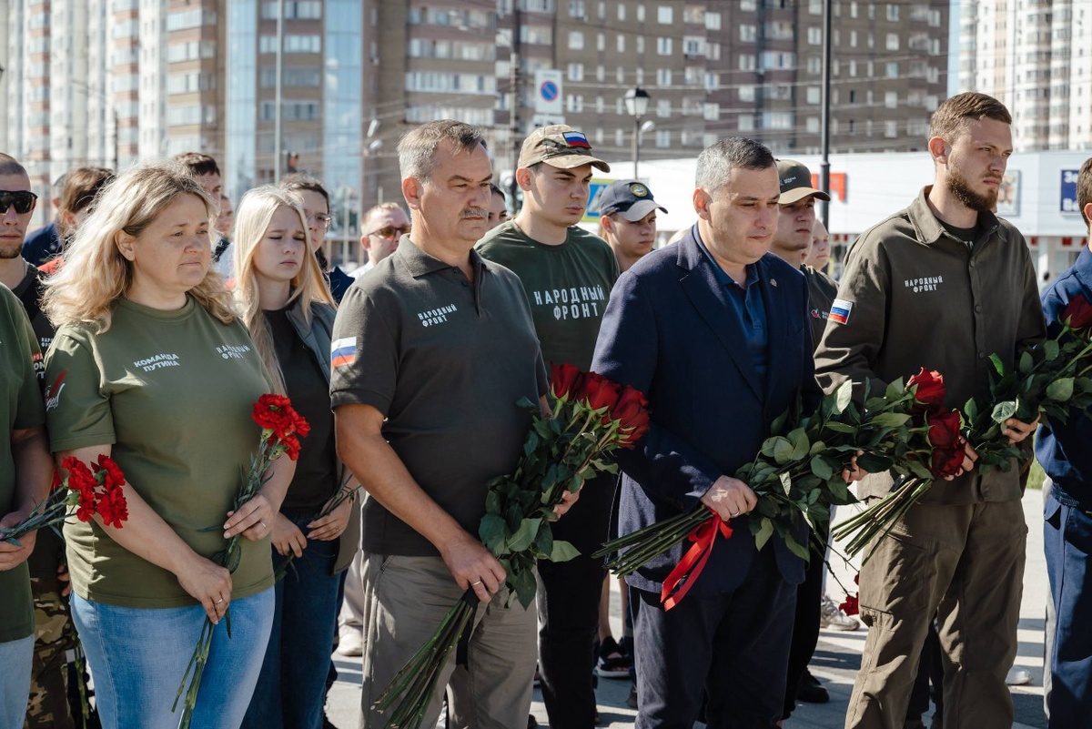 Во втором ряду "мои" волонтеры. 