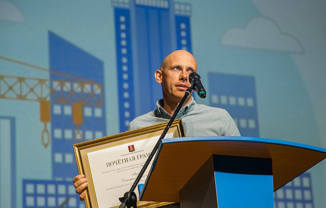 В Твери отметили День строителя