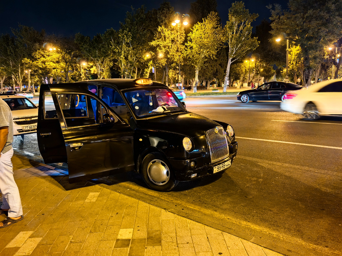 Вот такое есть такси в Баку