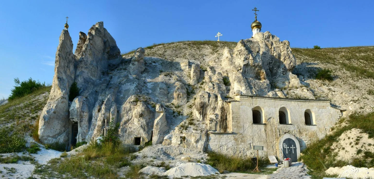 Дивногорье в Воронежской области - это место, где природа и история создали невероятный синтез