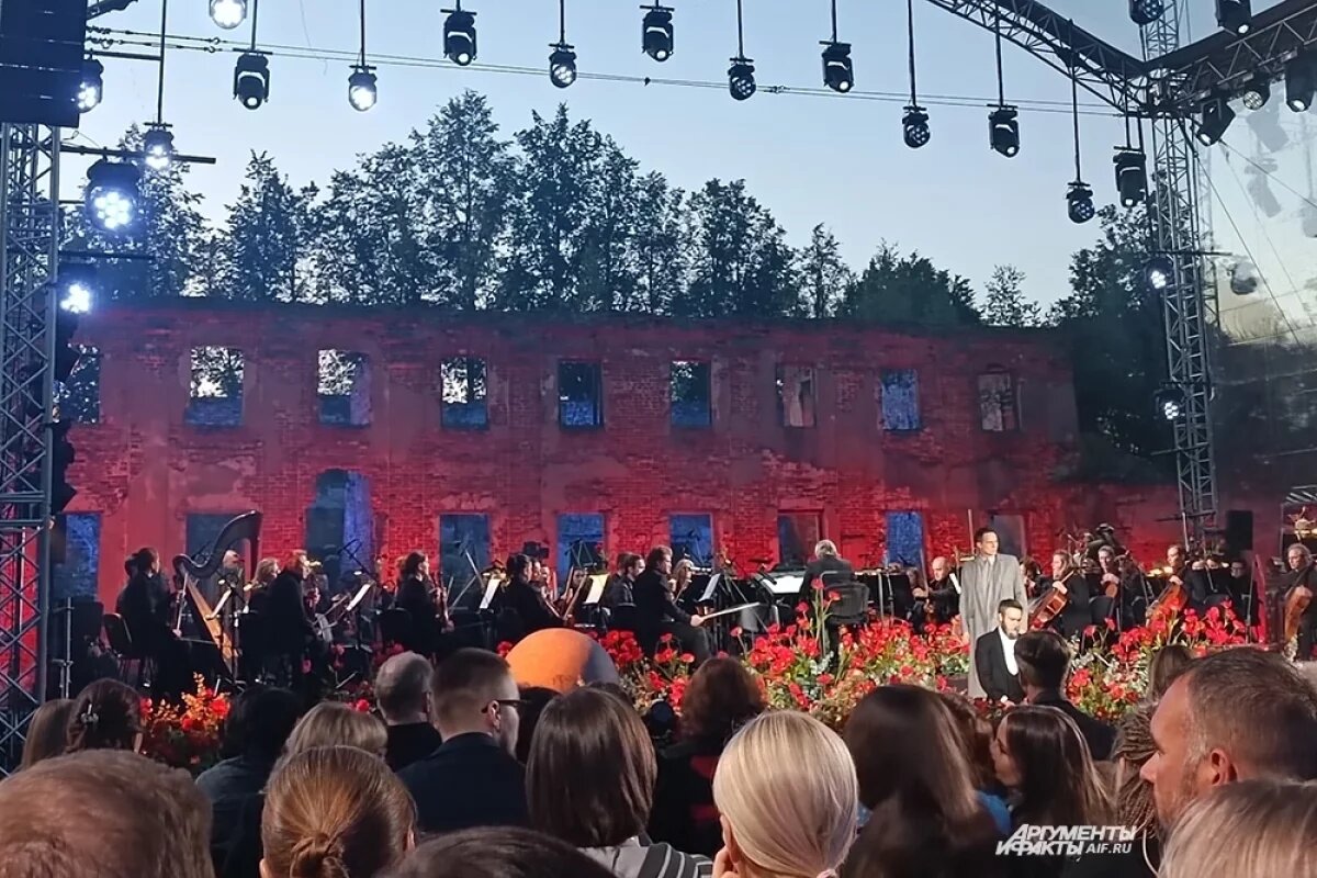    5 июля в усадьбе Демьяново в Клину Юрий Башмет представил оперу Чайковского «Иоланта» в авторской редакции.