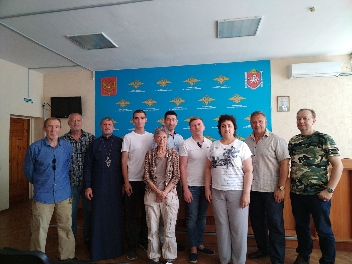 Общественный совет при УМВД РФ по г.Симферополю принимает участие на регулярной основе в приёме граждан должностными лицами полиции города Симферополя.