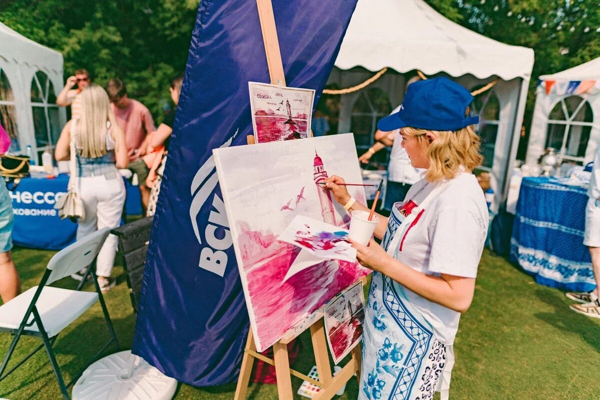 Поля, шатры, диджей и бар: как отпраздновать корпоратив летом нестандартно