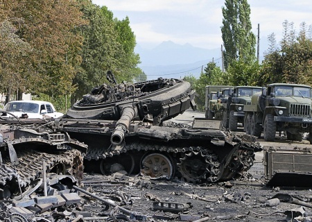    17 лет назад Грузия напала на Южную Осетию. Кобахидзе обвинил в начале войны Саакашвили и «глубинное государство»