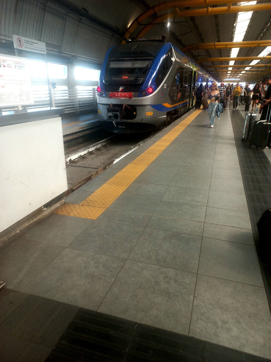 Леонардо экспресс. Фото автора 