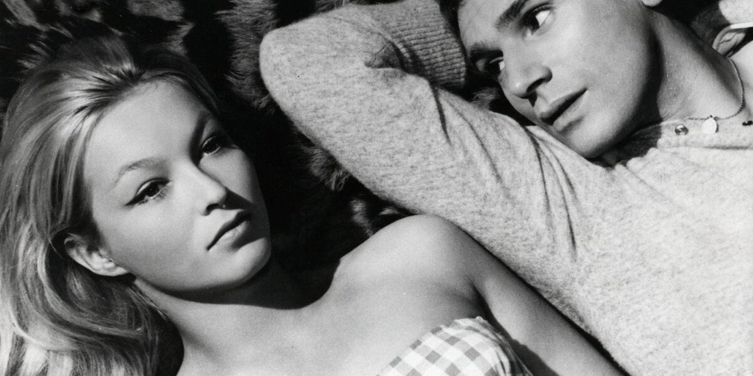 "Подрастешь, и я женюсь на тебе", - пообещали Марине