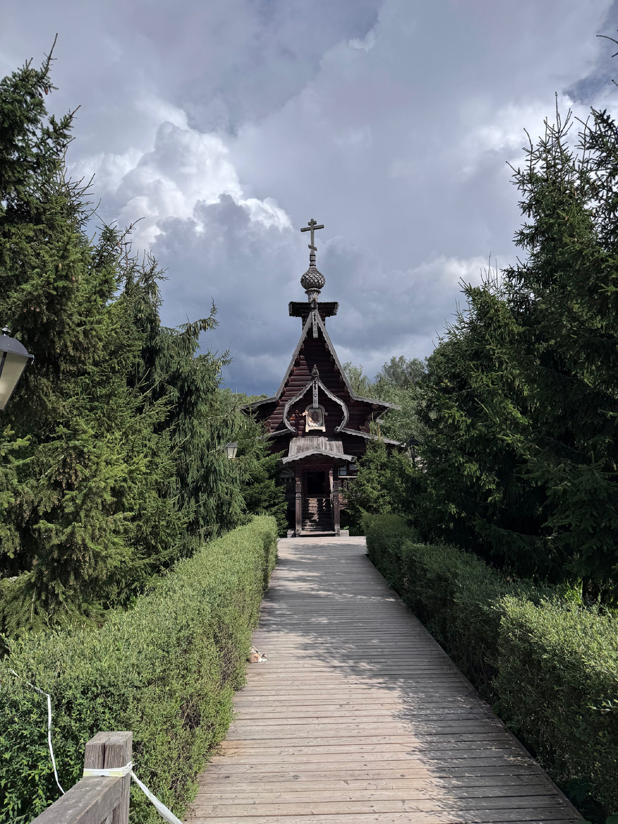 Храм Сорока Святых