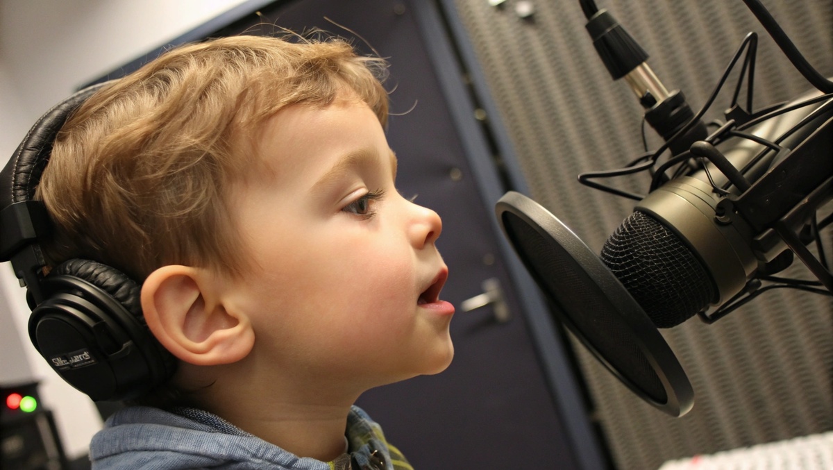 Голос ребенка на гендер пати запись в студии звукозаписи