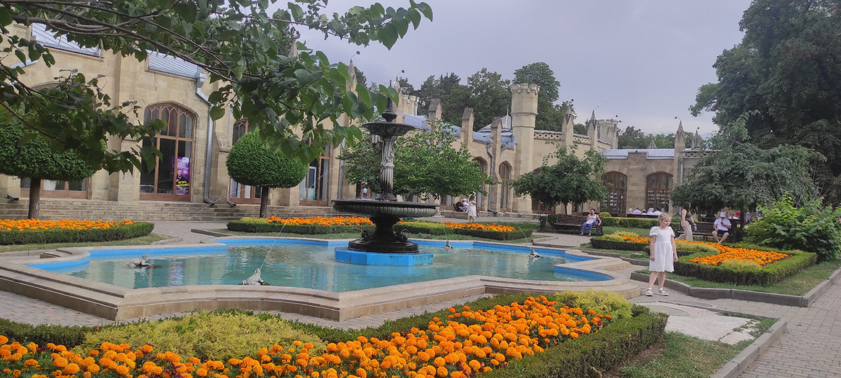 Нарзанная галерея