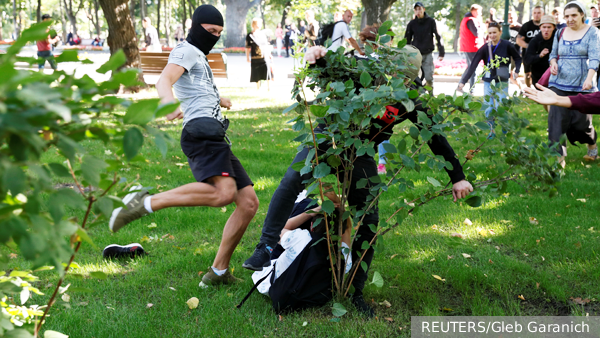     Фото: REUTERS/Gleb Garanich   
 Текст: Евгений Поздняков