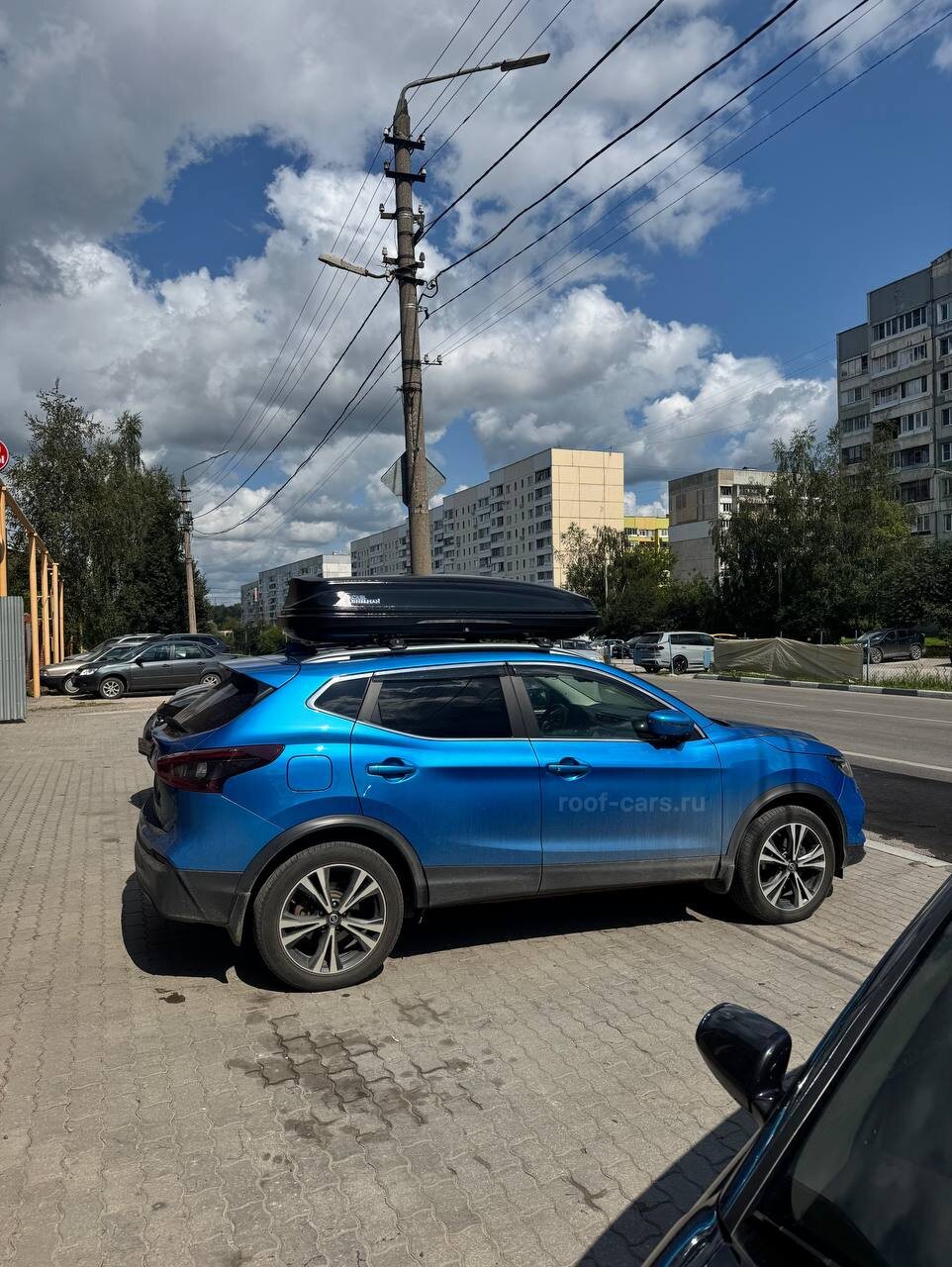 Установка багажника и автобокса 470л на Nissan Qashqai в Туле