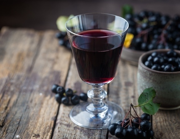 Что можно сделать из черноплодной рябины? Выбрали рецепт, который согреет зимой