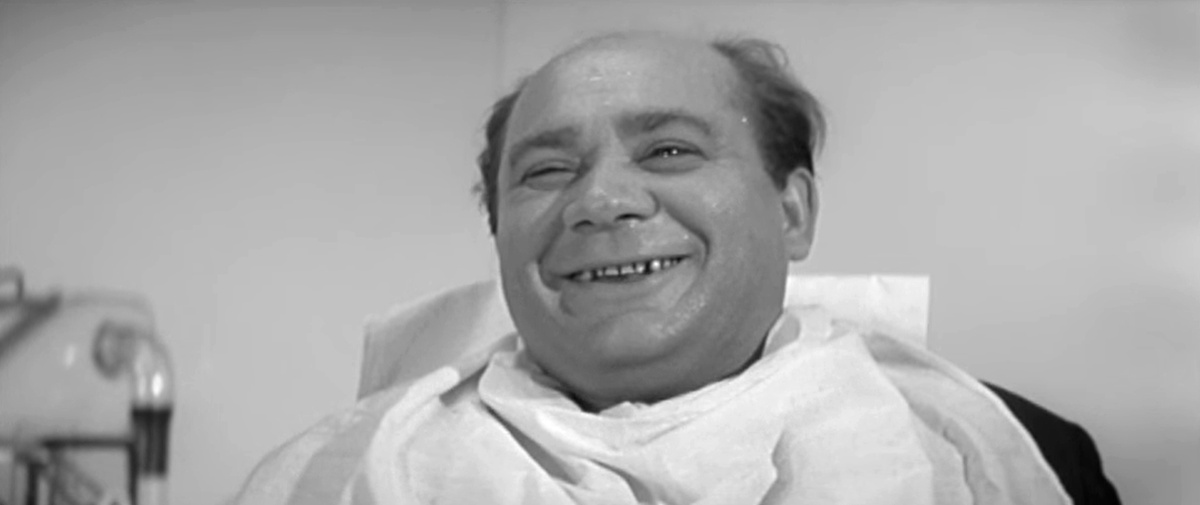 Кадр из кинофильма "Тридцать три", 1965 г., режиссер Георгий Данелия, сценаристы Георгий Данелия, Валентин Ежов, Виктор Конецкий, композитор Андрей Петров (скриншот)