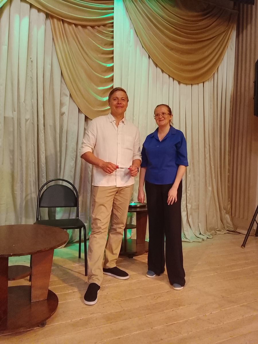 После концерта фото с автором (из личного архива)