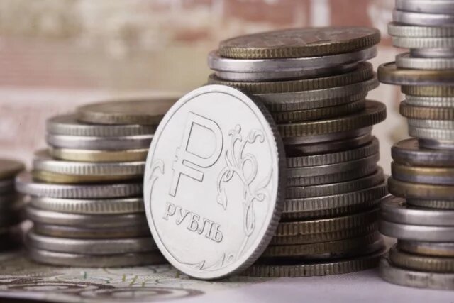    Сколько стоят доллар, евро и юань 9, 10 и 11 августа?