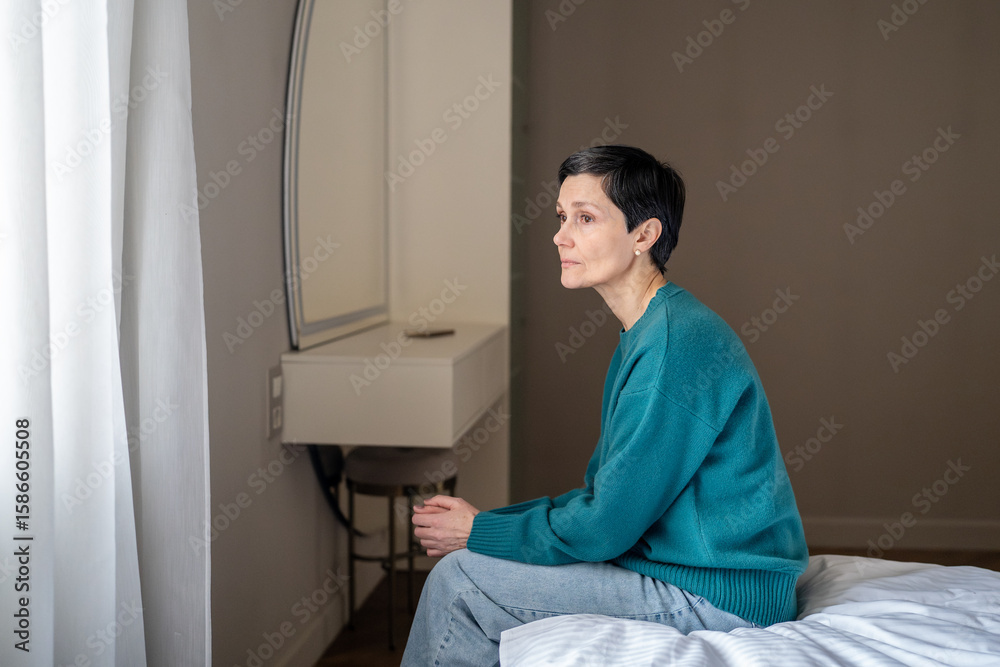 "Агорафобия: шаг за шагом к преодолению страха открытых пространств"
